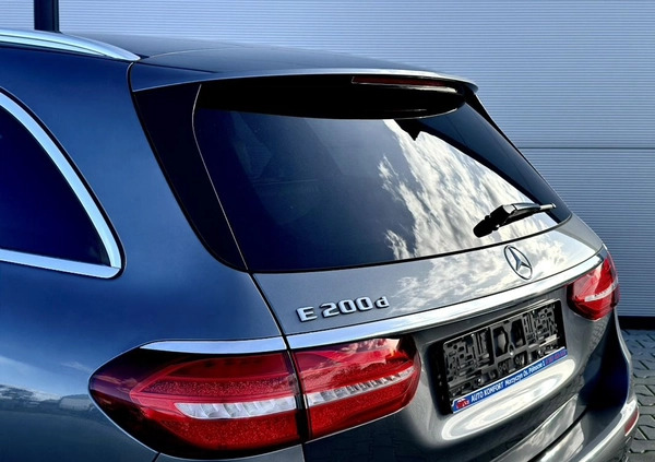 Mercedes-Benz Klasa E cena 116999 przebieg: 149542, rok produkcji 2018 z Sośnicowice małe 631